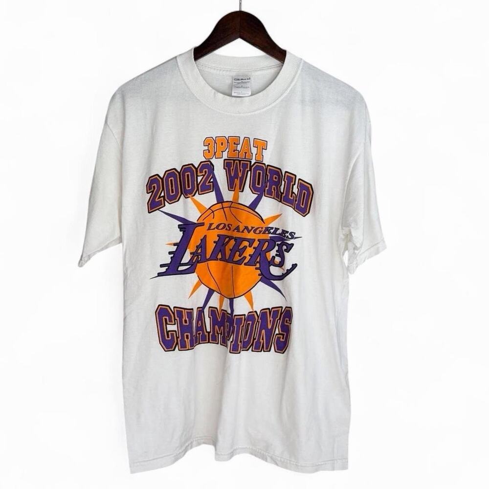 Vintage NBA LA Lakers Streetwear Mens L Retro World Championship 3 Peat Tee